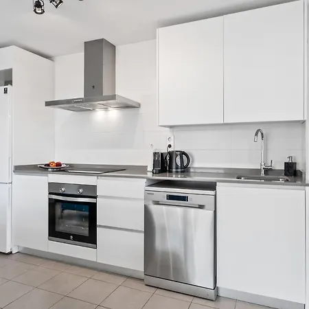 Luxury New Center - Private Parking Apartment *