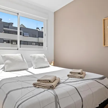 Luxury New Center - Private Parking Estepona