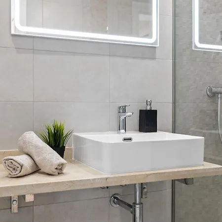 Apartment Luxury New Center - Private Parking *